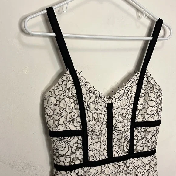 Express black and white lace cocktail dress - Picture 7 of 16